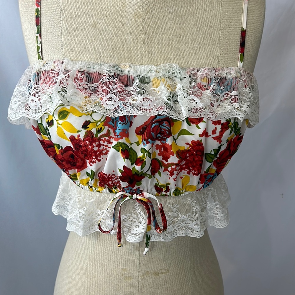 Flower print crop top